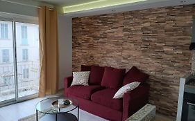 Studio Suquet Balcony 1 Min Beach, 10 Min Palais & Croisette Works